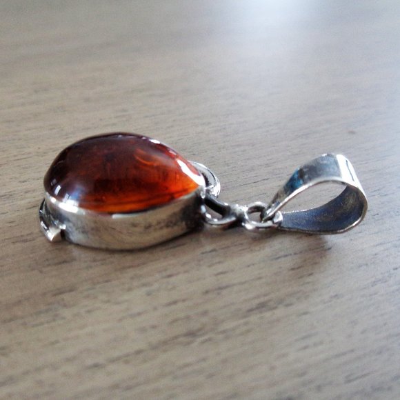 Genuine Amber 925 Silver Pendant - Picture 5 of 8